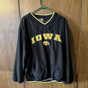 Iowa Hawkeyes Active long sleeve sweater mens large
